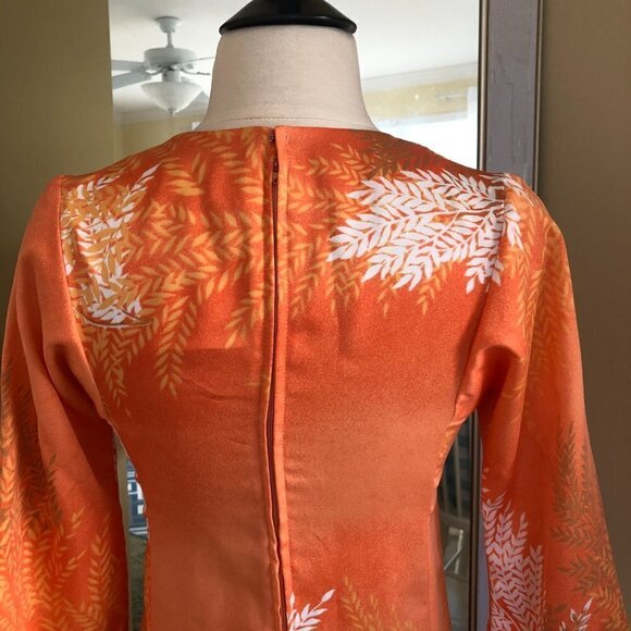 Vintage Andrade Maxi Hostess Dress Small Soft Orange Leaf Print Flare Sleeves - Picture 6 of 9
